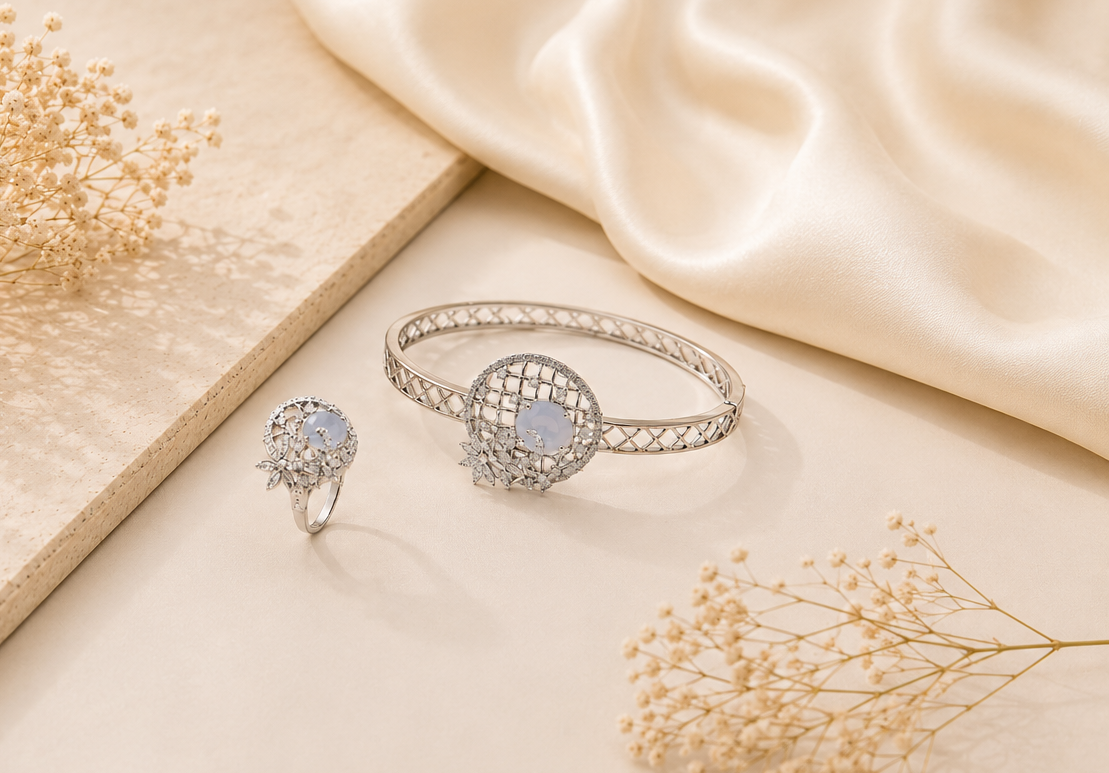 Twilight Gray Bloom Set ( Bracelet & Ring ) Aura