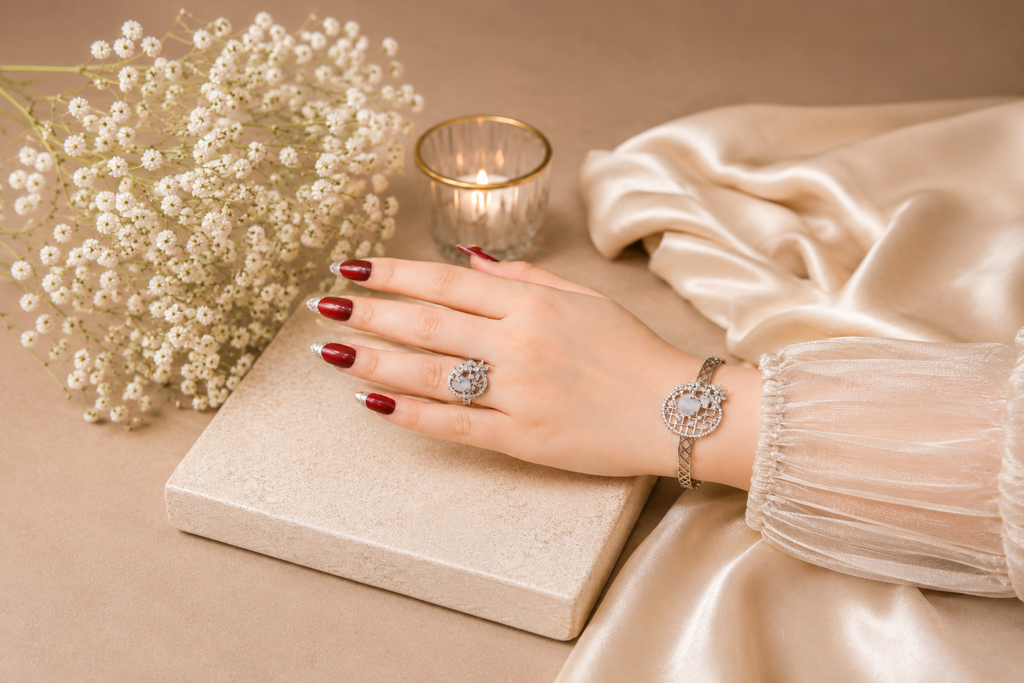 Twilight Gray Bloom Set ( Bracelet & Ring ) Aura