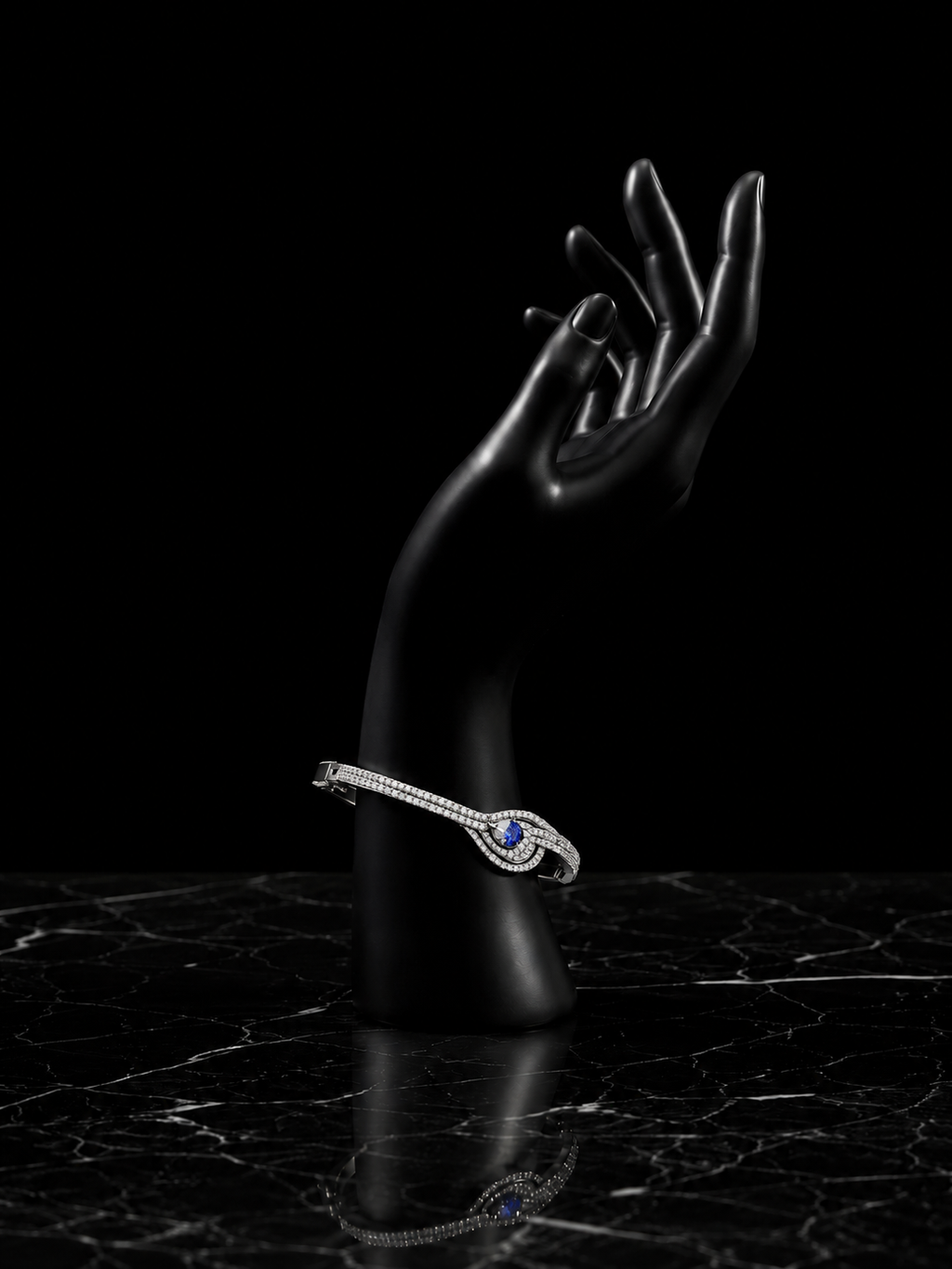Royal Drop Bracelet Aura