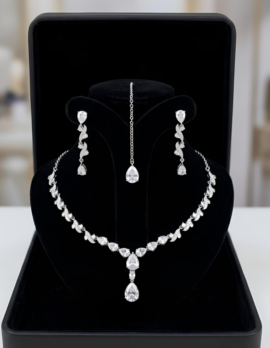 Velmira Luxe Majestic Set