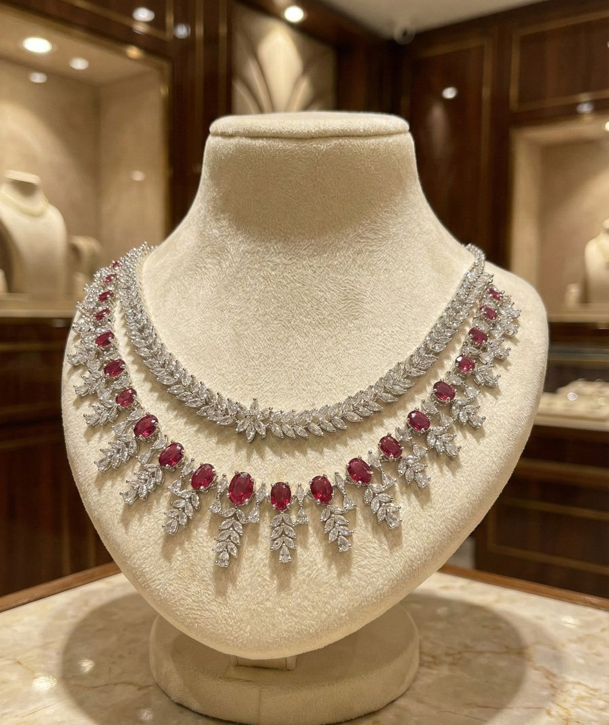 Roselle Elegance-One Carat Majestic Set – Maleekah